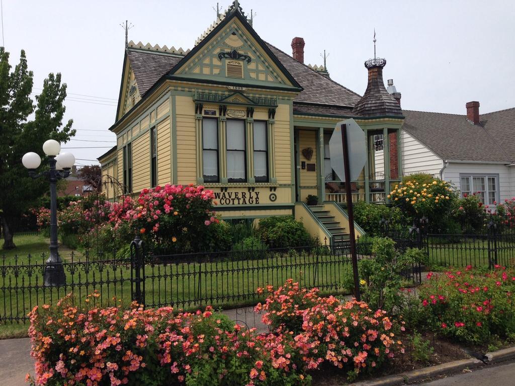 Waverly Cottage Medford Bagian luar foto